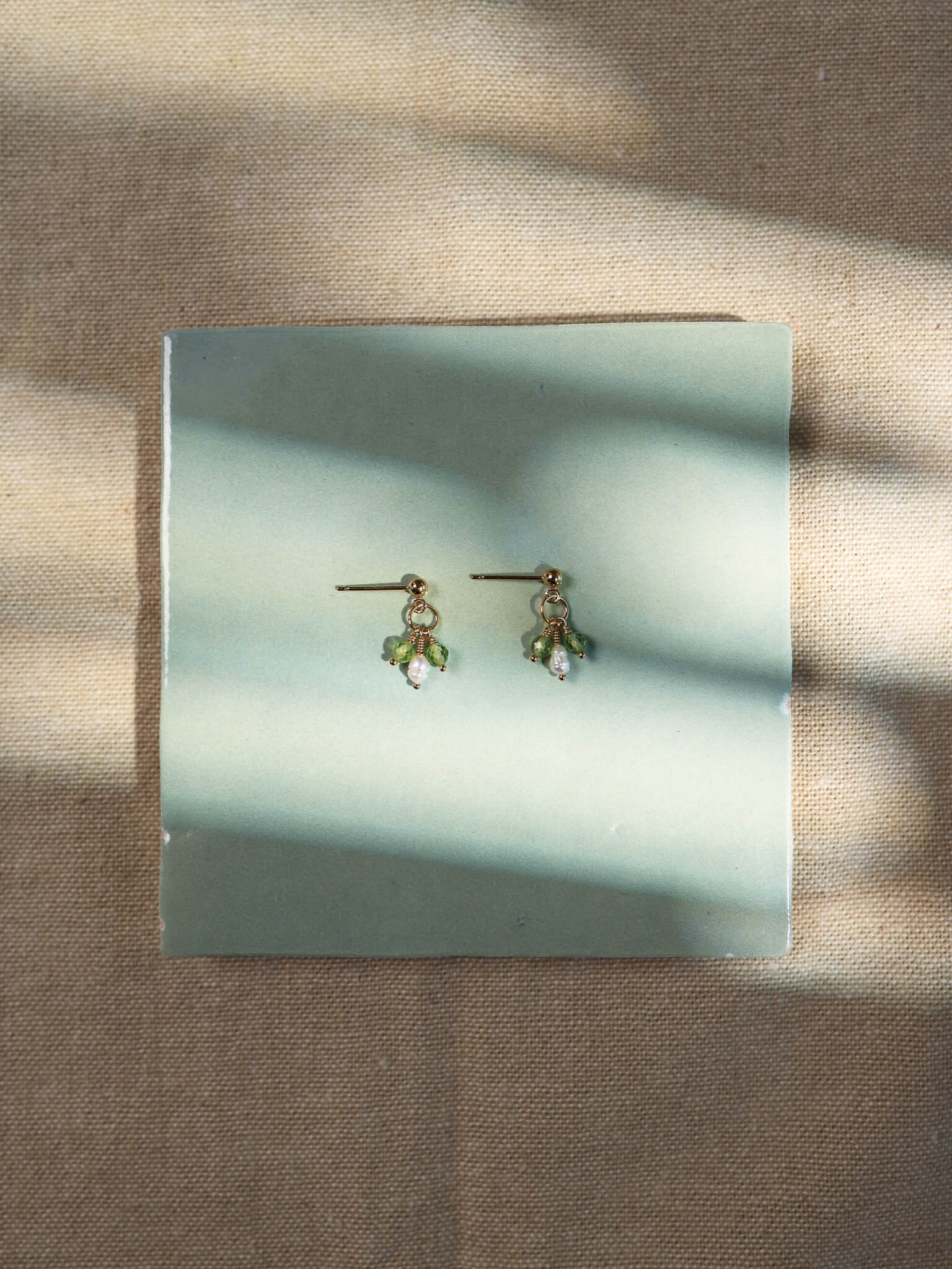 Pixie Peridot Birthstone & Pearl Drop Earrings - August