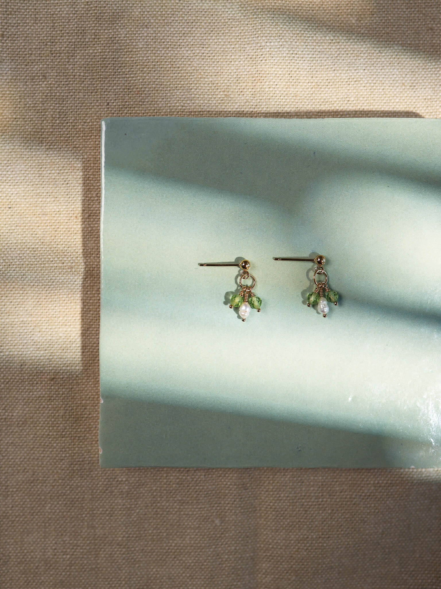 Pixie Peridot Birthstone & Pearl Drop Earrings - August