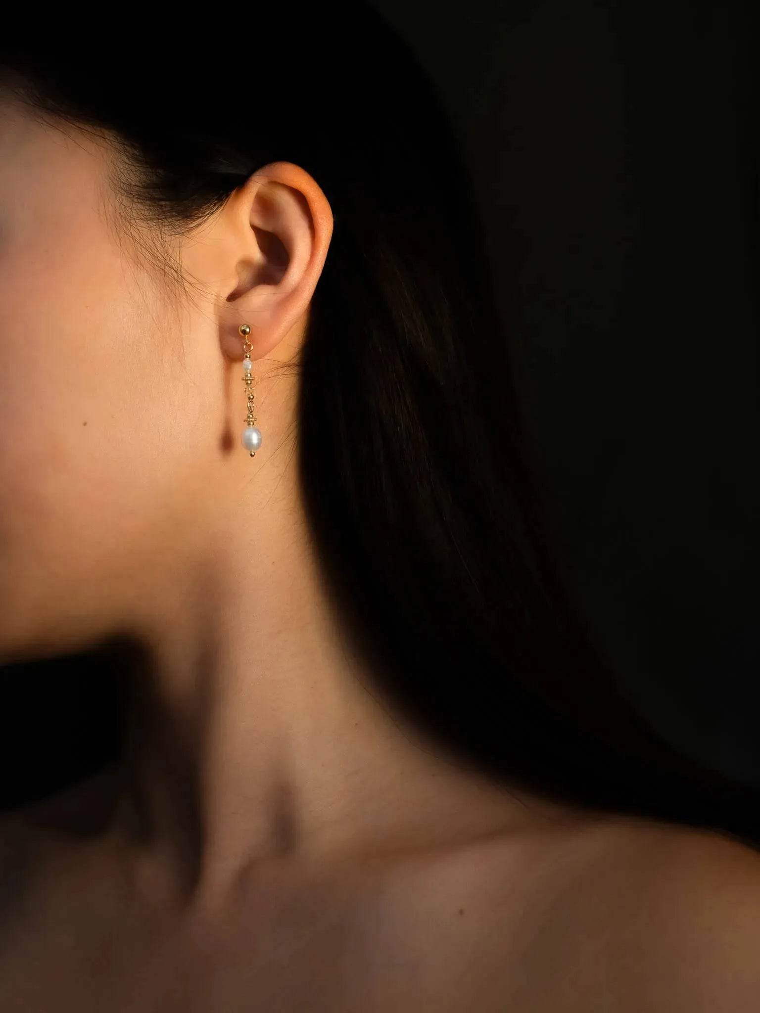 Golden Pearl & Crystal Vintage-Inspired Earrings - Atelier Akina